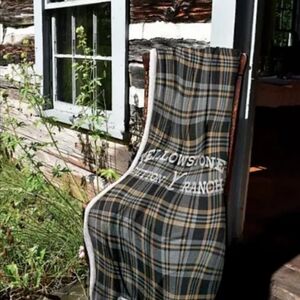 Yellowstone Dutton Ranch Plaid Throw Blanket